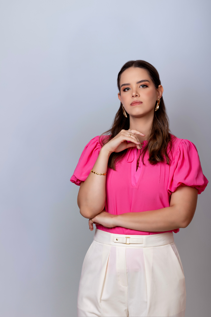 Dra. Karen Albuquerque - Serviços Médicos